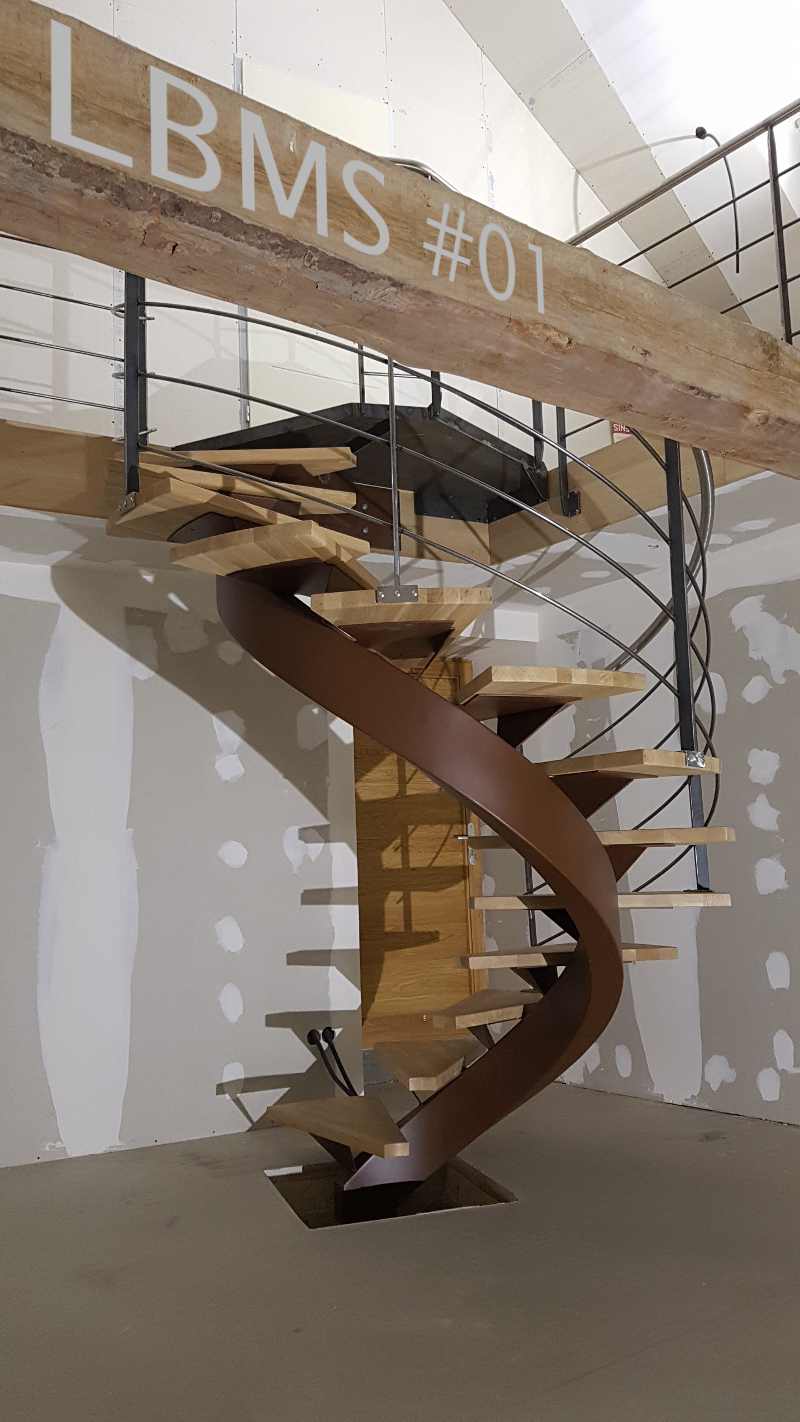 001.1.escalier-metallique-bois-debillarde.jpg